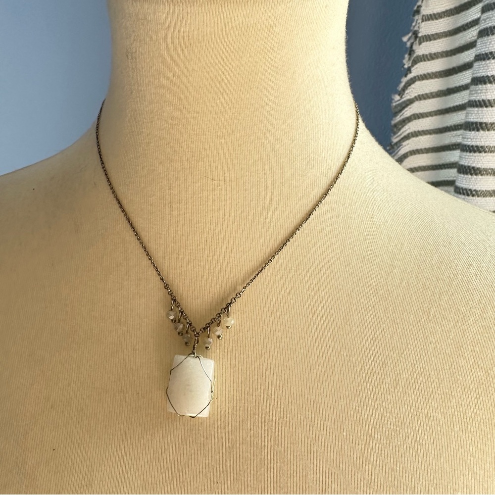 Express White Quartz Wire Wrapped Pendant Necklace – 18” w/ Extender - Picture 3 of 7